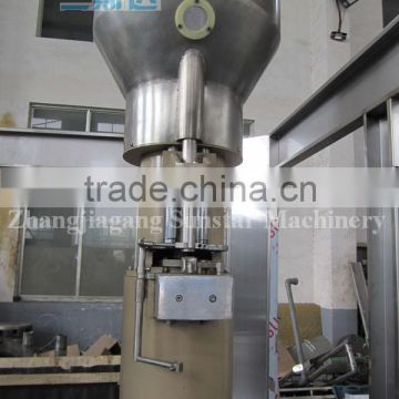 Automatic Glass Bottle Corking Machine