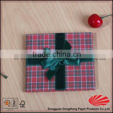Decorative Touch Paper Box With Silk photo-2