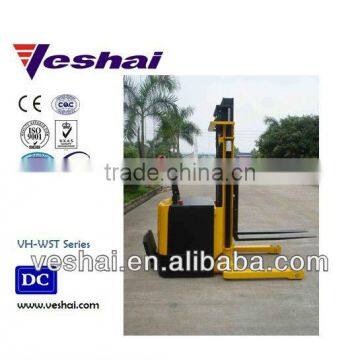 China Veshai 1.5 ton 4meter YELLOW Walkie Stacker with Powered Lift