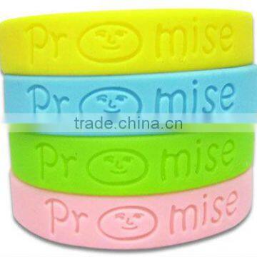 Custom Top 10 Silicone Wristband With Logo