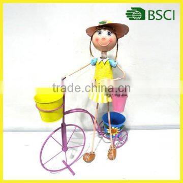 Wholesale Wrought Iron Metal Bicycle Garden Ornaments With Lovey Girl And Planter