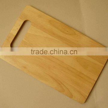 Rubber Wood Cutting Board in Rectangle Shaped