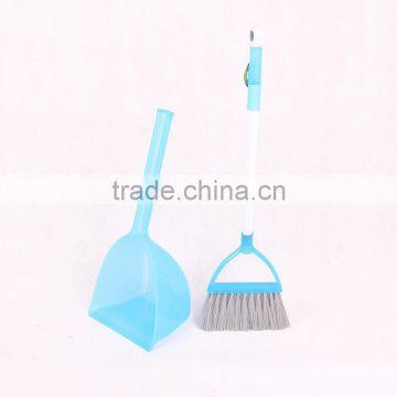 Mini Plastic Dustpan Broom photo-5