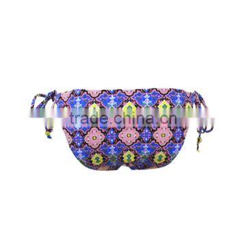 Print Two Pcs Ladies Swimsuit Sexy Bikini photo-6