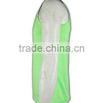 China Manufactory High Quality Light Green Slim Plain Gym Vests photo-3