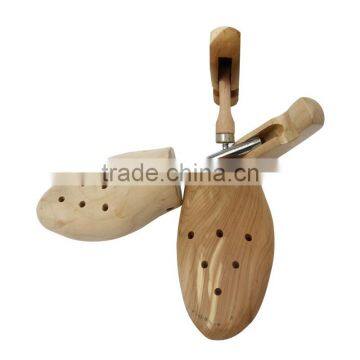 Twistable wooden type aromatic red cedar wood shoe tree with holes in the front part