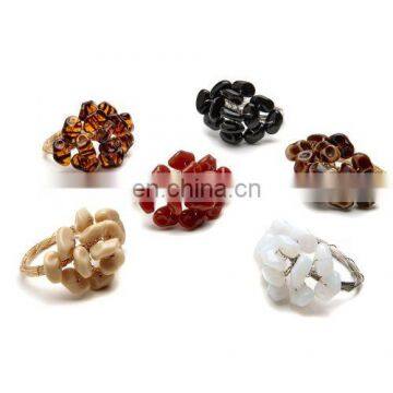 ROCK BEAD CLUSTER NAPKIN RING - NEUTRALS