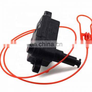 Fuel Flap Door Lock Actuator Release Motor 4L0862153D for AUDI A6 A7 Q3 Q7