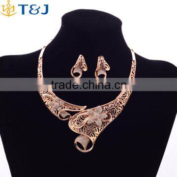 African Style Fairy Flower Shaped Hollow Jewelry Set Golden Crystal Jewelry Set Bridal Wedding Accessories
