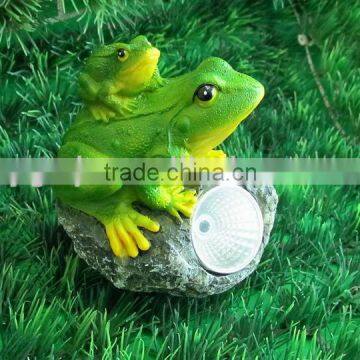 Resin handpainted decorative Garden Solar frog