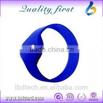 Large Capacity Competitive Price Wholesale Bracelets Personalized Silicone Bracelets Custom Fabric Bracelets Factory Wholesale photo-6