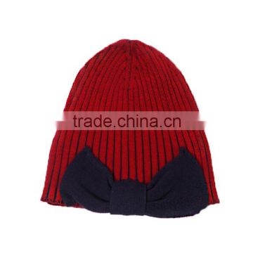 Fashion beanie pom pom