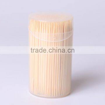 Disposable tableware box packed bamboo toothpicks