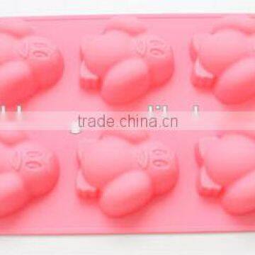 FDA/LFGB Aproved Penguin Shape Silicone Cake Mould photo-2