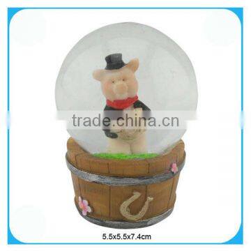 55mm pig resin water globe gifts