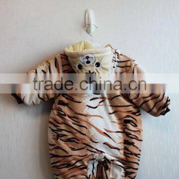 Wholesale 2016 Latest Design Pattern Baby Coat Boys Winter Long Sleeve Coat photo-4