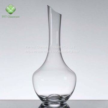 Hot Selling High Quality Handmade Mouth Blown Long Neck 47.25 Oz./1300ml Wine Glass Decanter photo-3