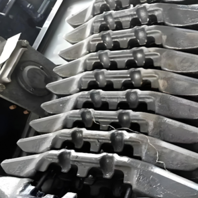 Horn Scraper 10S07-1 With Good Technical Performance and High Working Performance