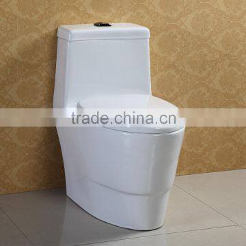 European Style Smart White Glazed Bathroom Toilet AT568