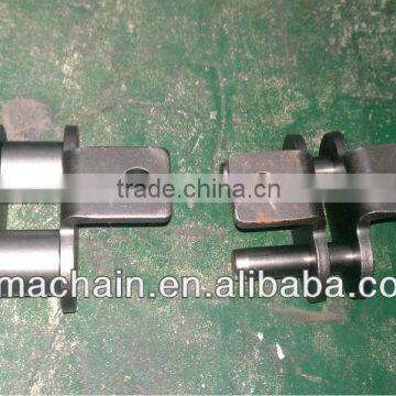 chain conveyor with attachment
