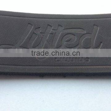 Good quality black debossed leather patch made in china