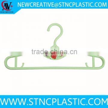 china factory durable plastic hanger multi use