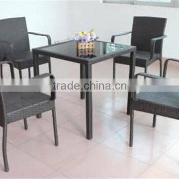 Wicker Chairs and Table Dining Set Cube Set Hotel Furniture
