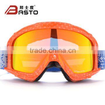 Good Quality's UV400 TAC Polaroid Snow Goggles Wiht Dual Anti-fog and Anti-scracth