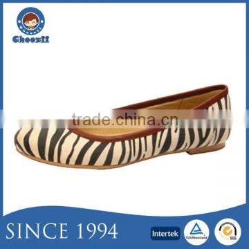 Wholesale China Girls Zebra Print Flat Shoes with Round Toe