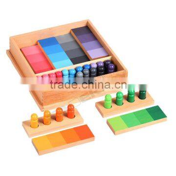 Montessori educational toys for color resemblance sorting task