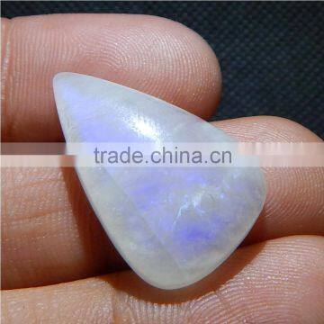 22.7 CTS NATURAL RAINBOW MOONSTONE