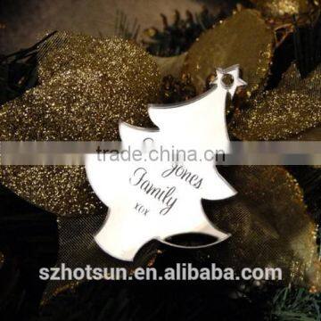 pyramidal acrylic christmas tree with a star