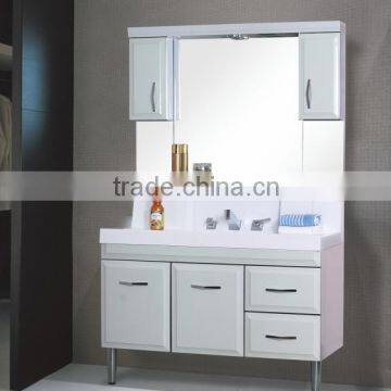 Mirrored Cabinets Type and Solid Wood Carcase Material Bathroom Furniture