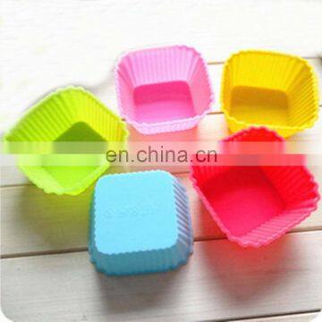 High quality colorful baking cupcakes in silicone cups or paper cups