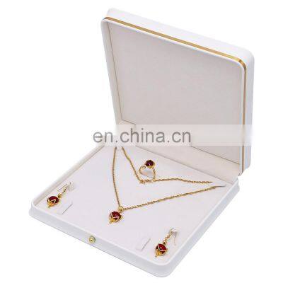 Fadeli Wholesale Pu Leather Velvet Insert Ring Necklace Bracelet Jewelry Packaging