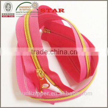 factory with all kinds of zipper products