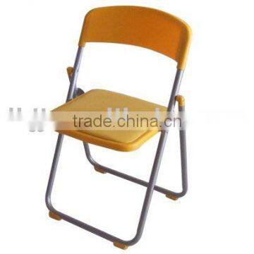 folding plastic chair