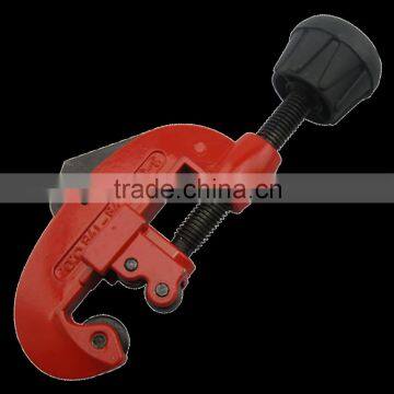 PIPE CUTTER