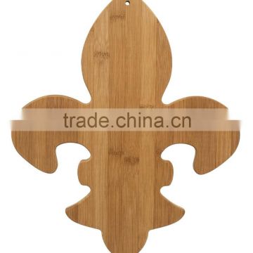 new design Bamboo Fleur De Lis Cutting and Serving Board hot sale antibacterial cutting board