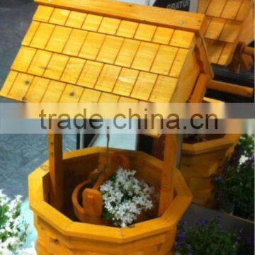 LEAFFY-Wishing Well - - wooden planter