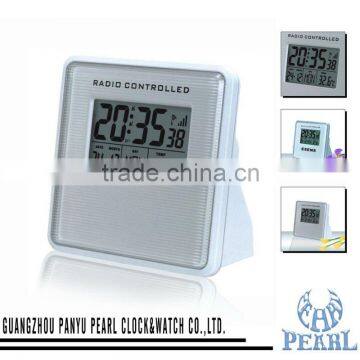 Pearl Radio Controlled Desk Clock PR003