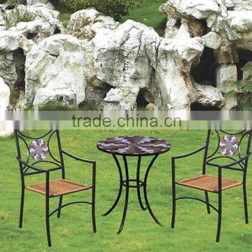 METAL OUTDOOR FURNITURE