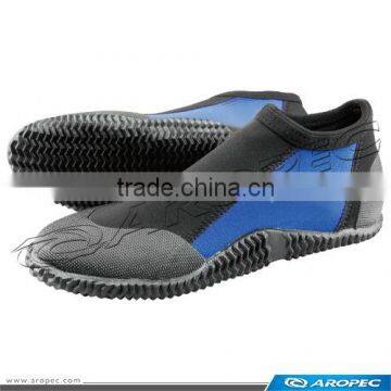 Palm 3mm Neoprene Low Cut Rubber Boots