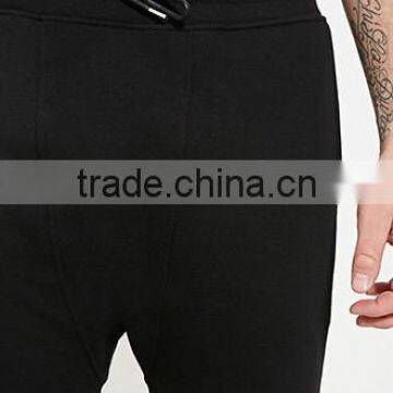 Man Four Minutes of Pants Draw String Waist Shorts photo-4