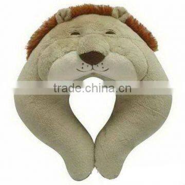 Plush animal shape pillow