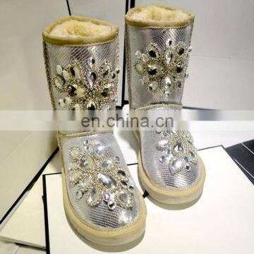 Aidocrystal Factory Price Wholesale Women Handmade snow Boots With Rhinestone