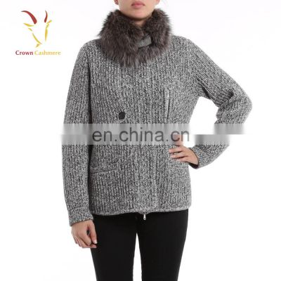 Womens best winter knitted coat with fur collar