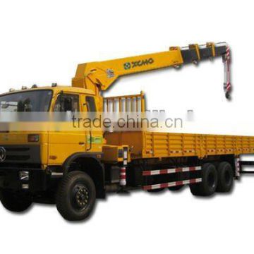 Dongfeng 6*4 Lorry Crane Light Truck