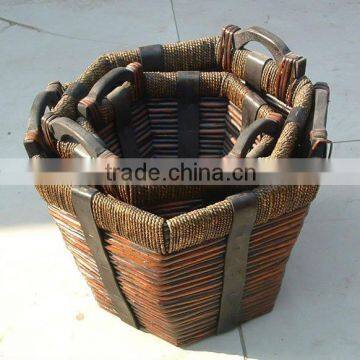 Chinese antique delicate storage basket