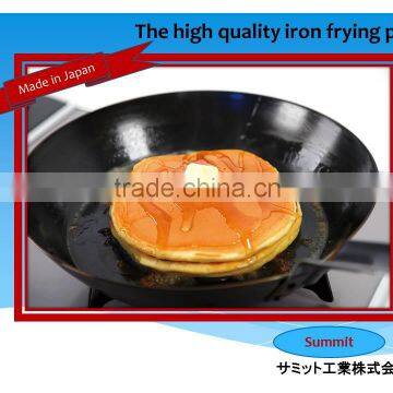 Iron frying pan that a pancake is burnt deliciously softly